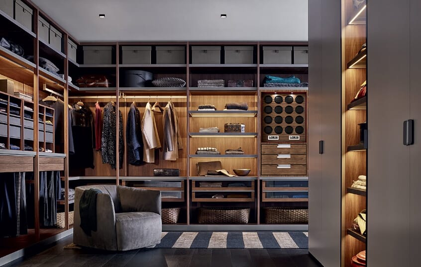 Exclusive ODM/OEM Watch Winders & Luxury Cabinetry Watch Winders: Building Brand Authority Through Bespoke Craftsmanship插图1 Exclusive ODM/OEM Watch Winders & Luxury Cabinetry Watch Winders: Building Brand Authority Through Bespoke Craftsmanship插图1