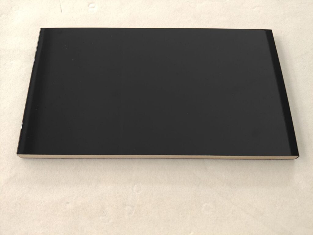 High gloss piano lacquer