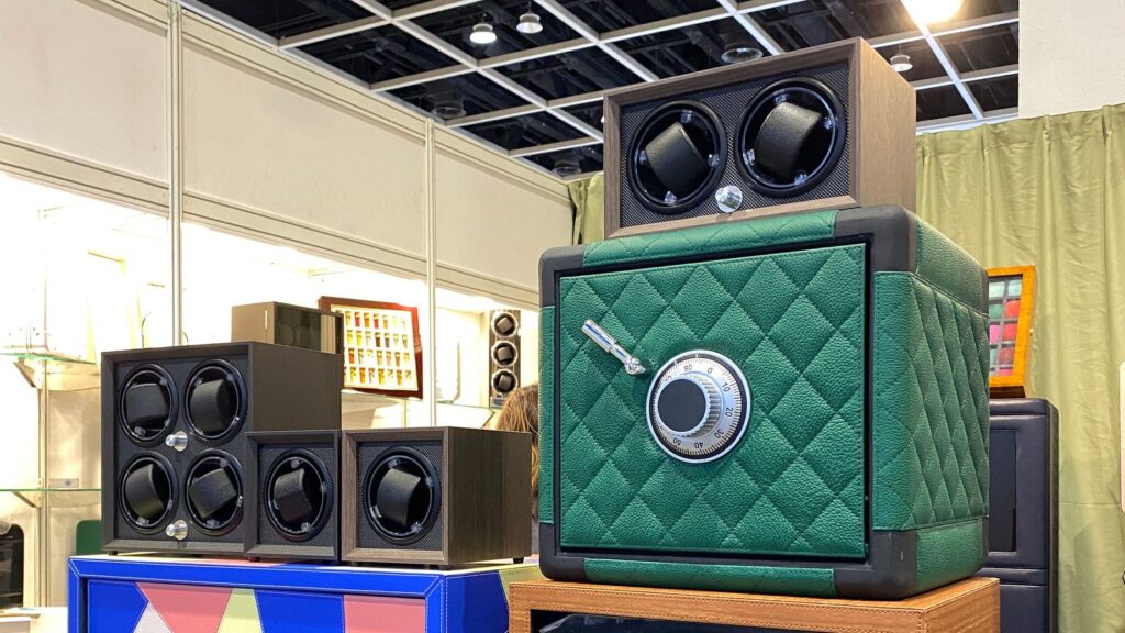 Inside a 19-Year Watch Winder OEM Factory: What T.WING-PAK Production Floor Reveals About Real Manufacturing Capability 3 quilted leather watch winder safe