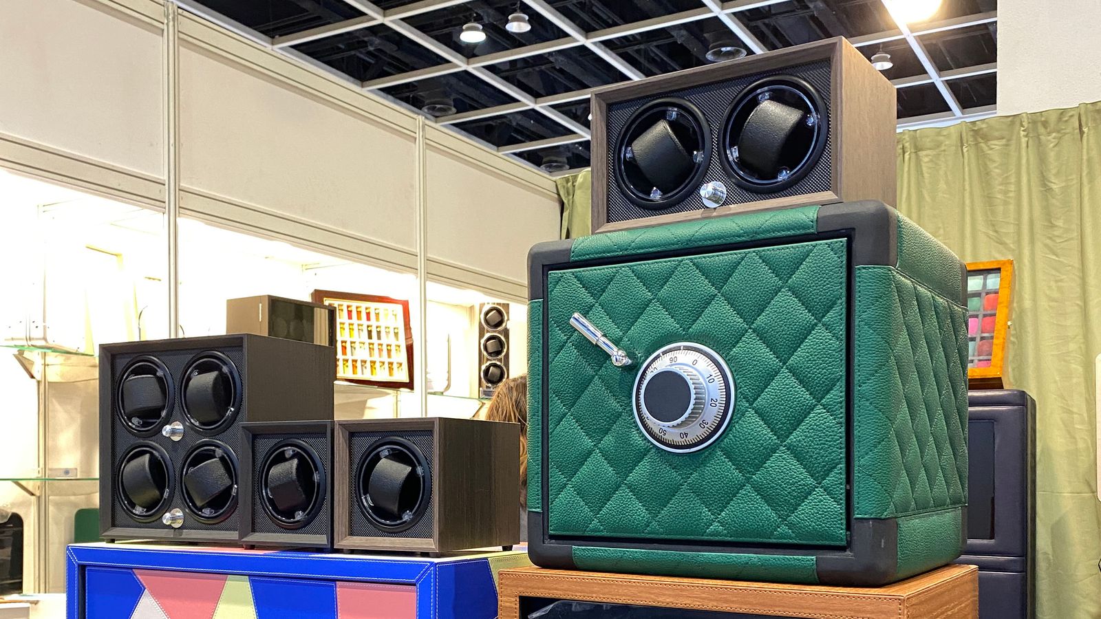 quilted leather watch winder safe