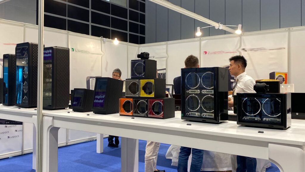 Inside a 19-Year Watch Winder OEM Factory: What T.WING-PAK Production Floor Reveals About Real Manufacturing Capability 1 watch winder exhibition booth